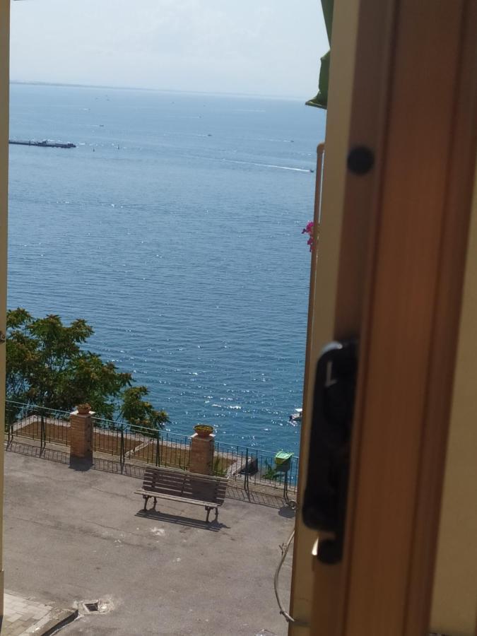 דירות Vietri La Finestra Sul Mare מראה חיצוני תמונה